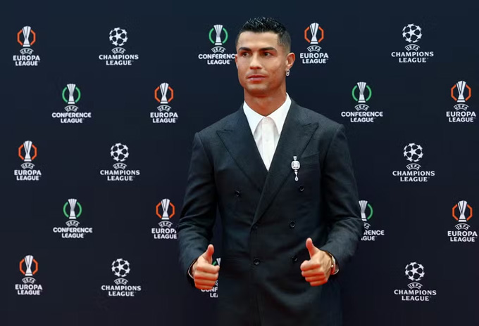 Ronaldo xứng danh ông vua mạng xã hội